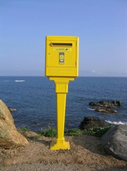 18+ Boite la poste jaune